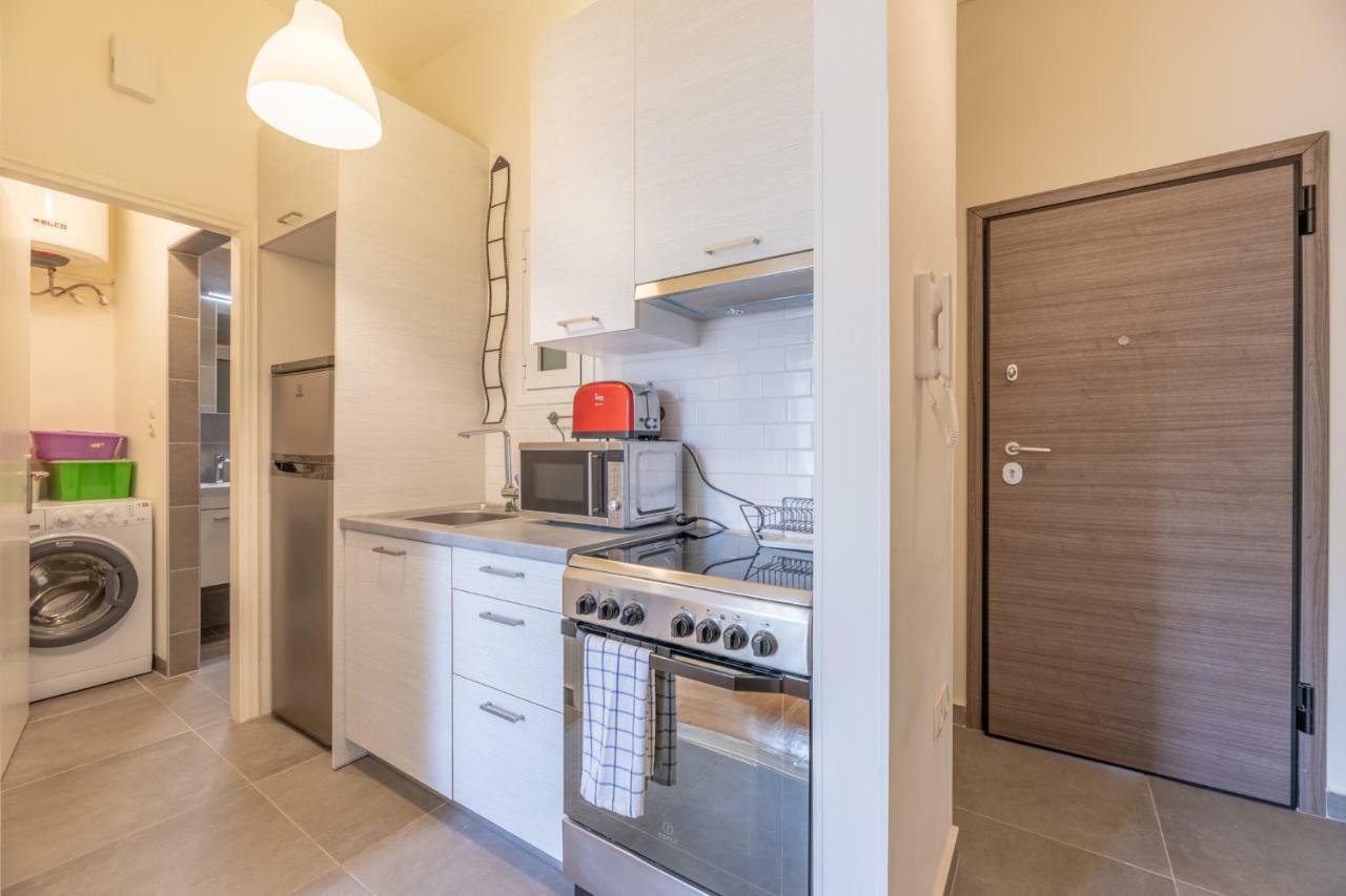 Top Sightseeing 3Rd Floor Studio On A Paved Road! Athena Bagian luar foto